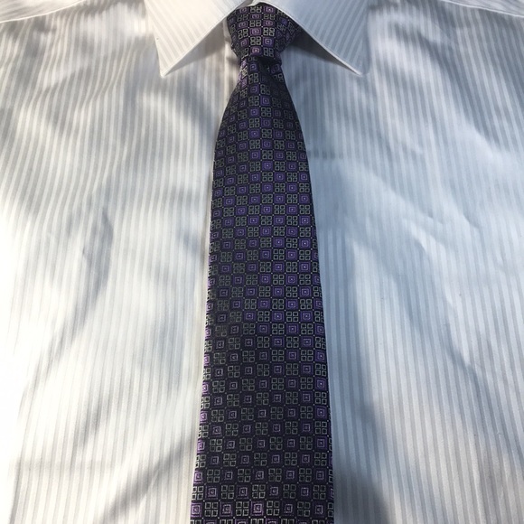 Joseph Abboud- purple square with small black squares pattern tie. 100% silk - Picture 2 of 12
